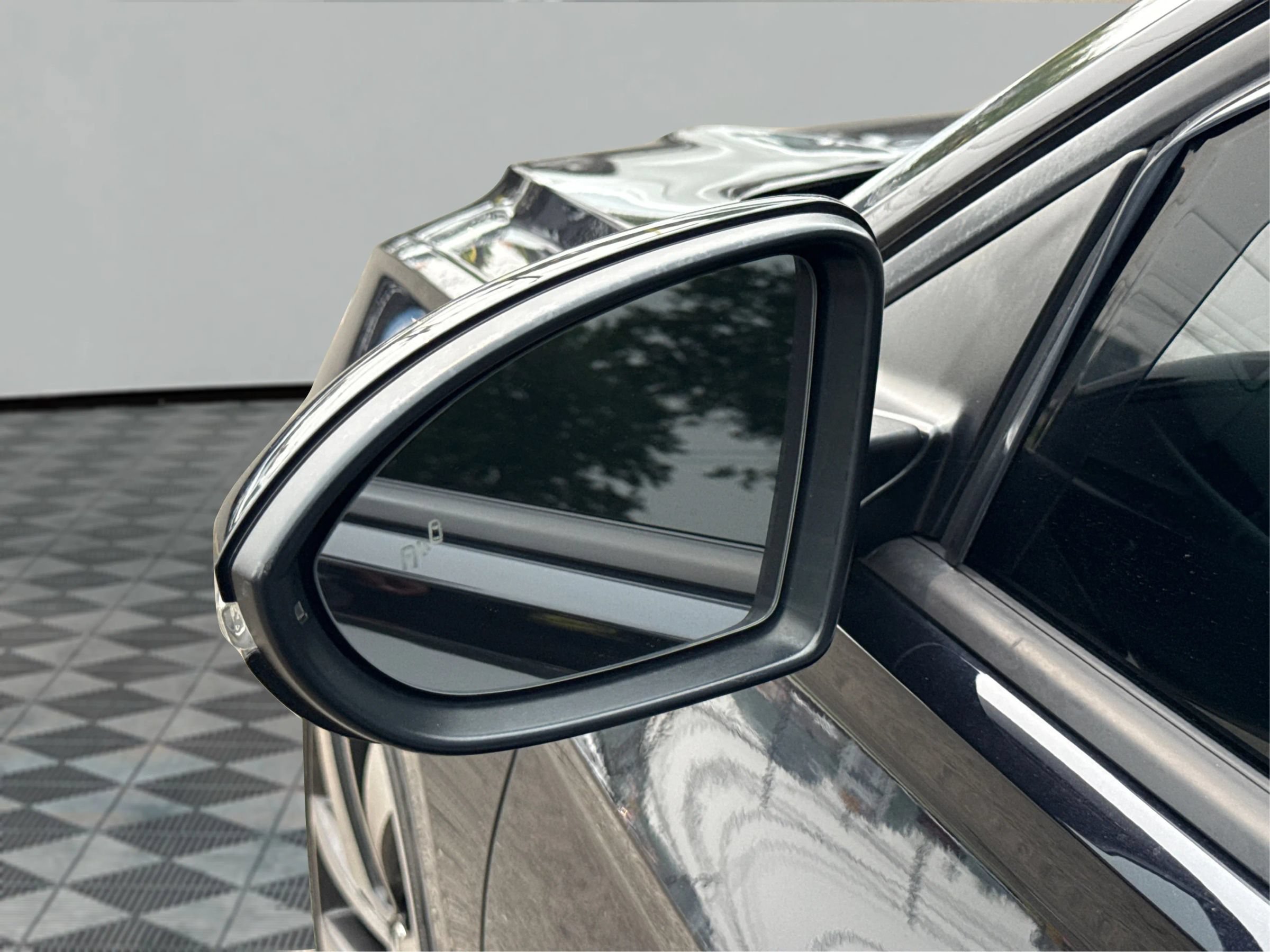 Used 2019 Volkswagen Jetta GLI Autobahn FWD image 24