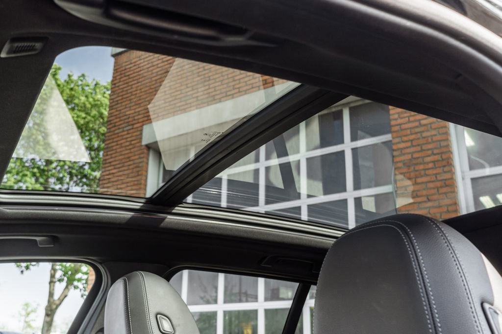 Used 2023 BMW X3 M40i w/ Parking Assistance Package image 10