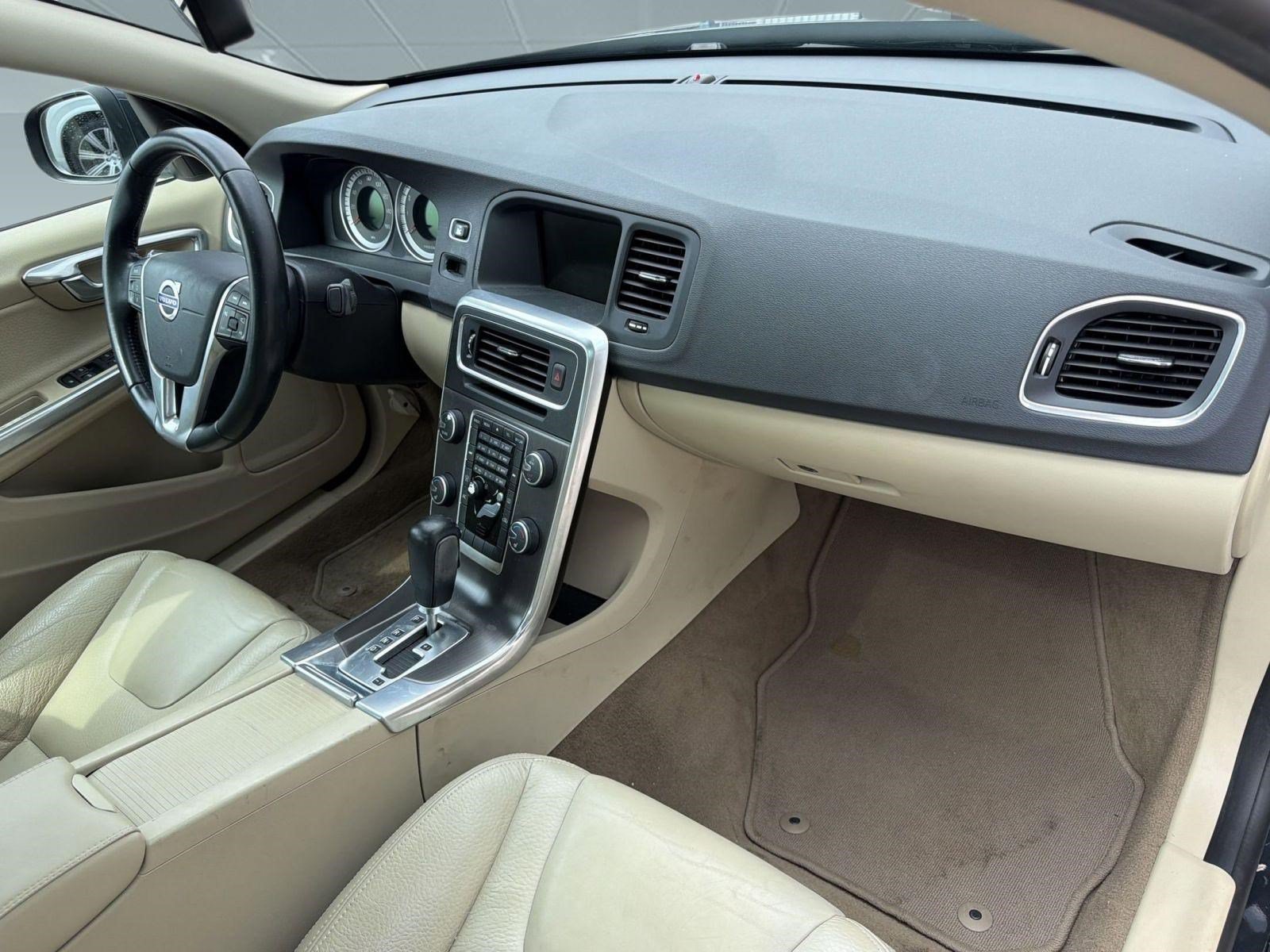 Used 2012 Volvo S60 T5 FWD image 29