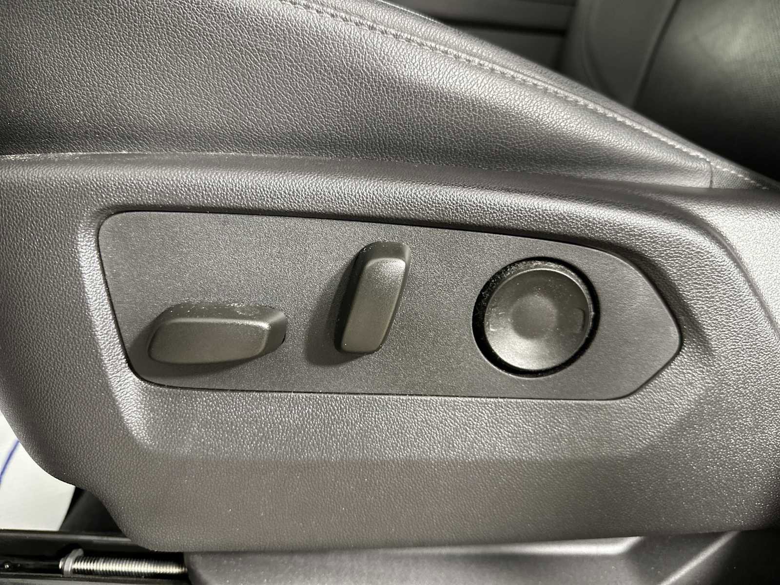 Used 2024 GMC Sierra 1500 SLT w/ SLT Premium Package image 12