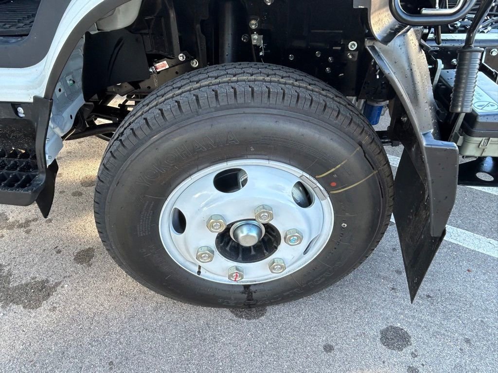 New 2024 Chevrolet Low Cab Forward image 19