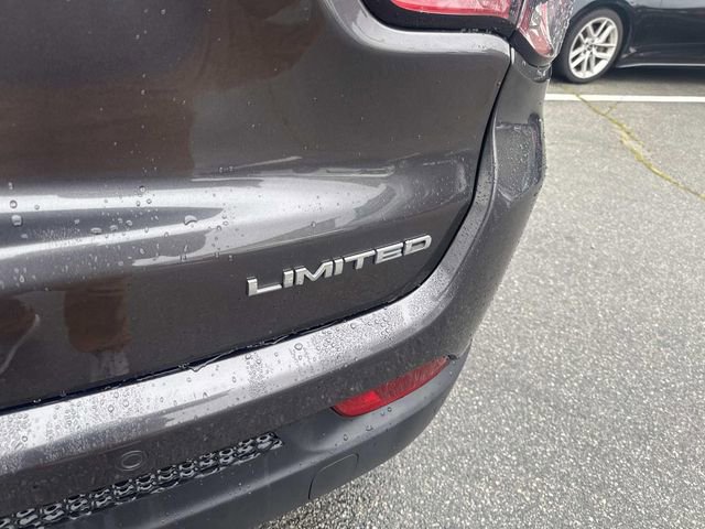 Used 2024 Jeep Compass Limited image 7