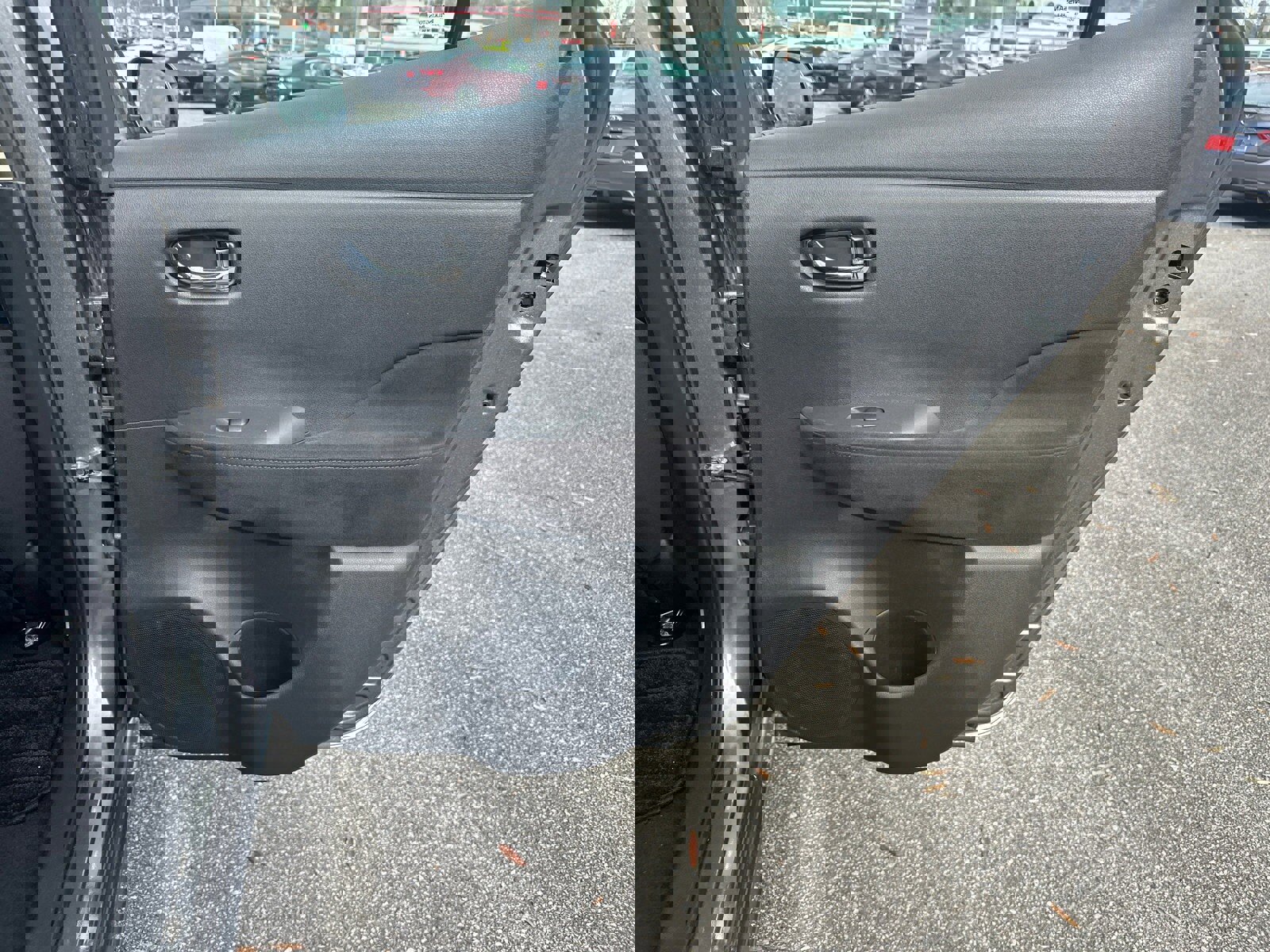 Used 2015 Nissan Leaf S w/ Charge Package image 16