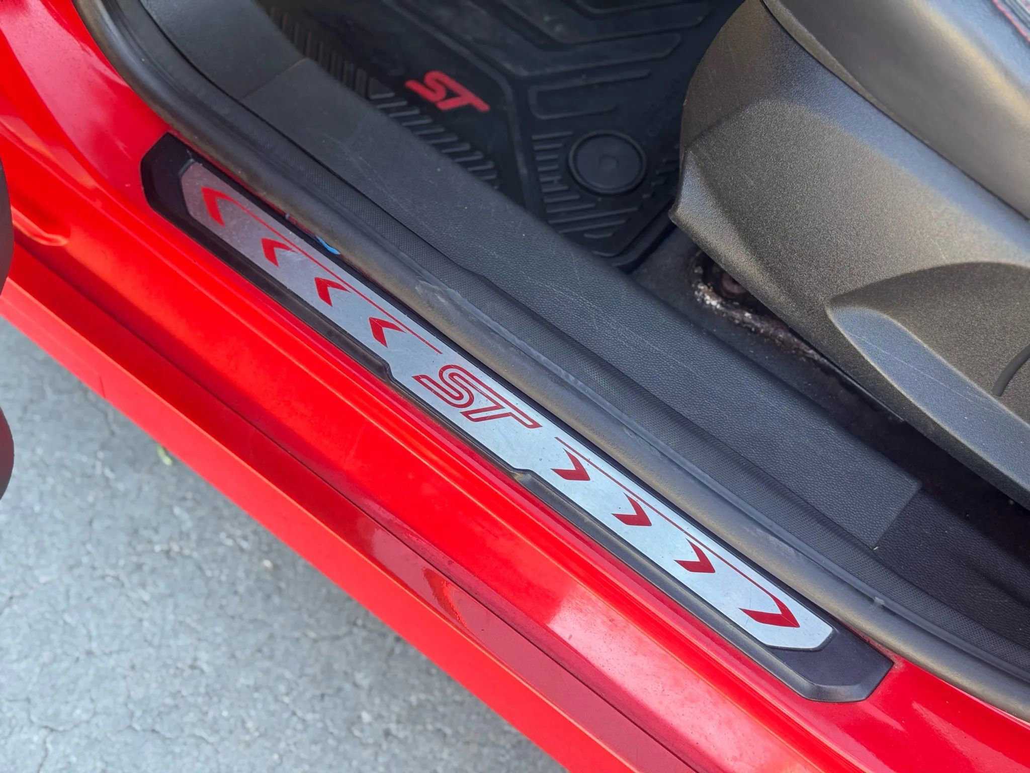 Used 2014 Ford Fiesta ST w/ ST Recaro Package image 23