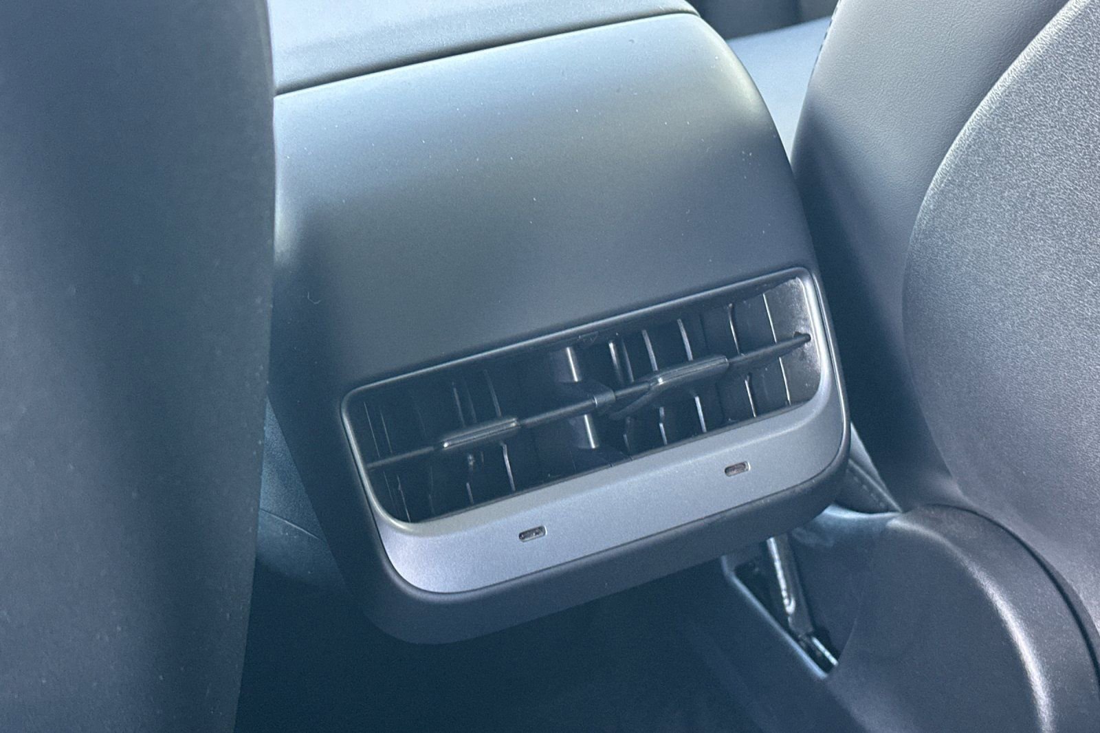 Used 2024 Tesla Model Y Long Range image 14