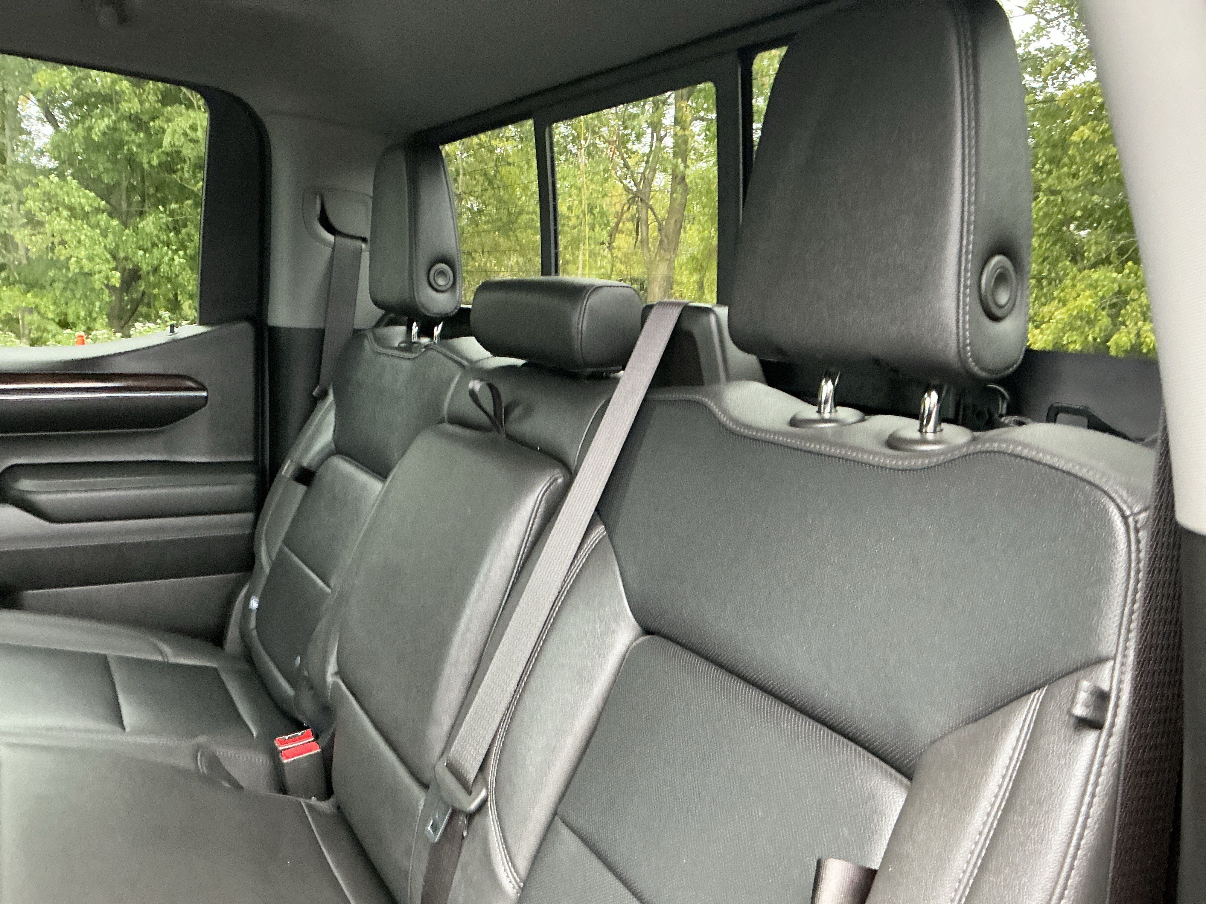 Used 2024 GMC Sierra 1500 SLT w/ SLT Premium Plus Package AWD/4WD image 10