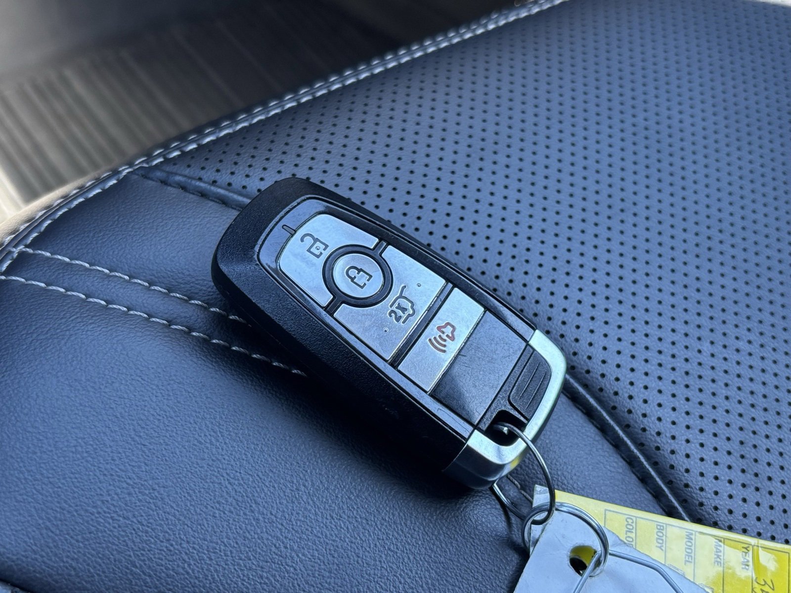 Used 2022 Ford Mustang Mach-E Premium image 27