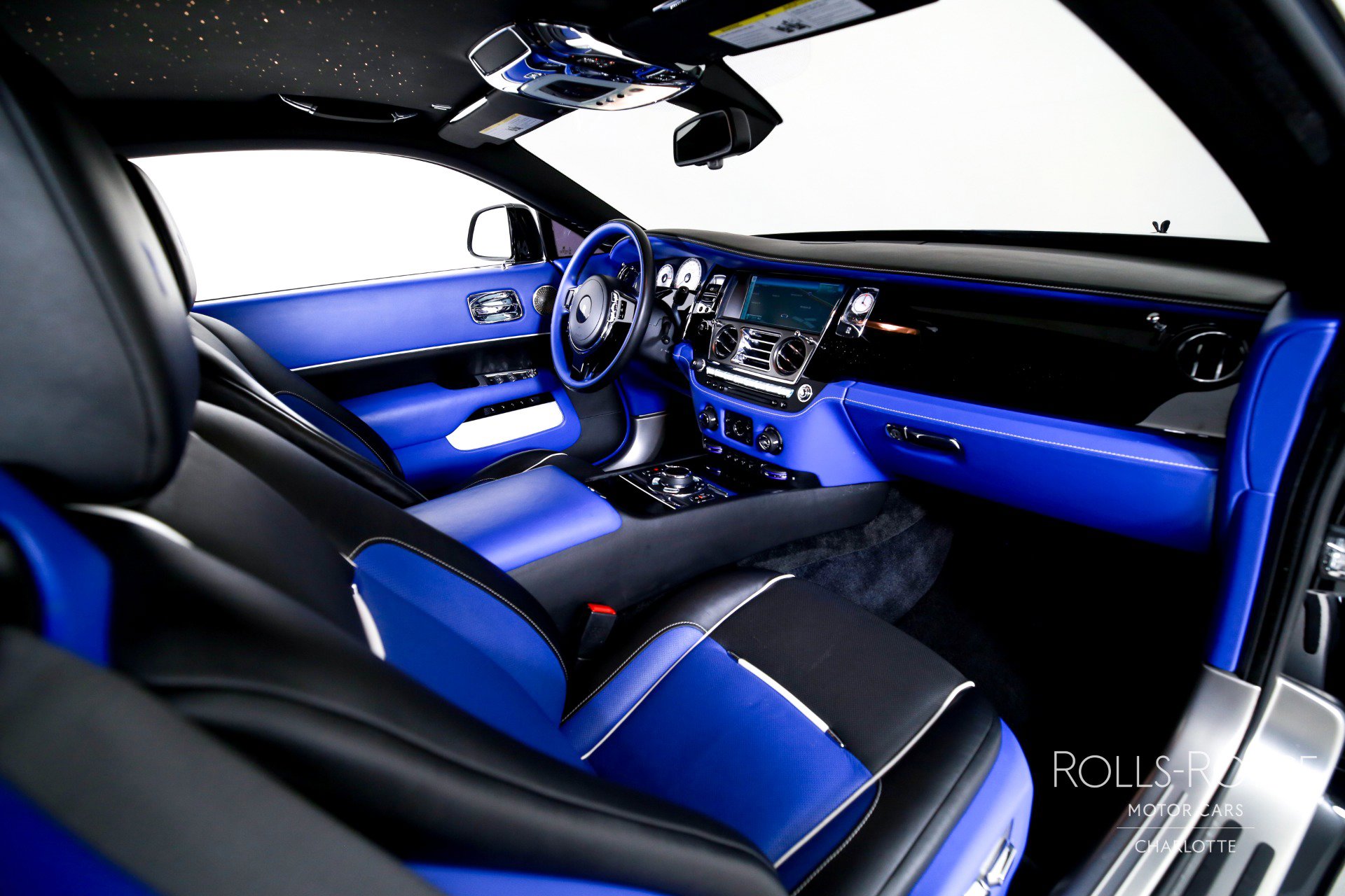 Used 2017 Rolls-Royce Wraith RWD image 24