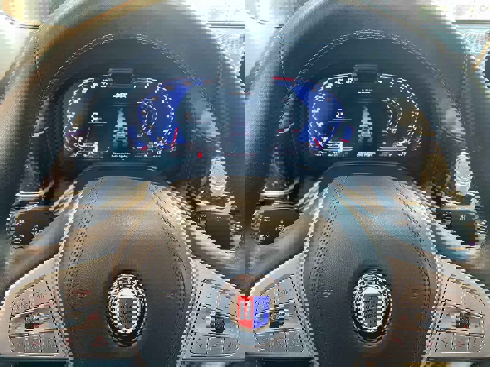 Used 2021 BMW ALPINA B7 xDrive image 19