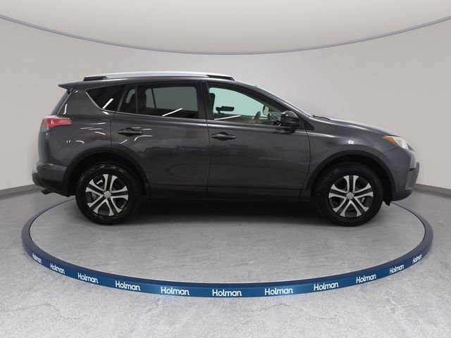 Used 2016 Toyota RAV4 LE FWD image 5