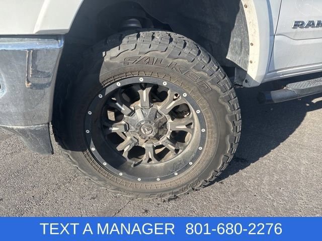Used 2020 RAM 1500 Laramie w/ Off Road Group AWD/4WD image 4