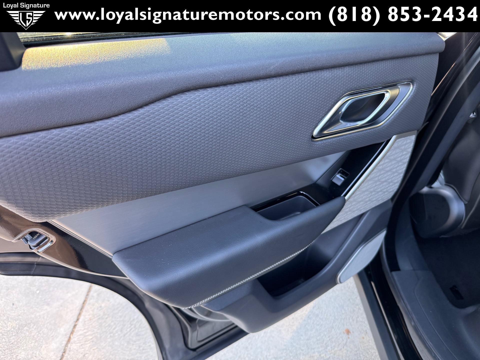 Used 2018 Land Rover Range Rover Velar R-Dynamic SE image 15