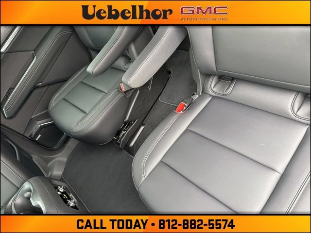 New 2026 GMC Acadia Elevation w/ Elevation Premium Package AWD/4WD image 21