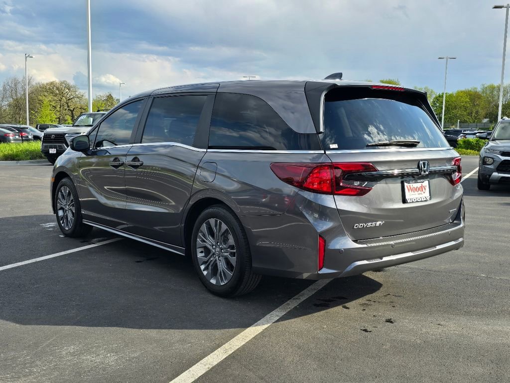 Used 2025 Honda Odyssey Touring image 6