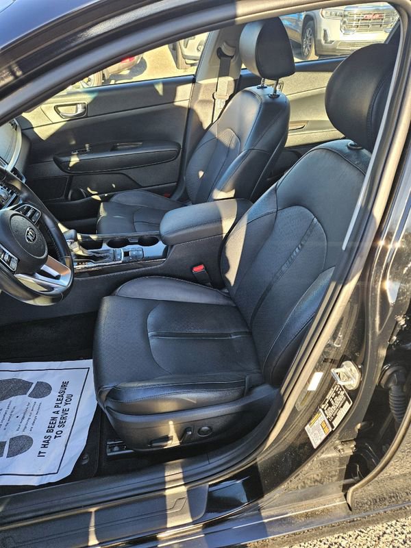 Used 2019 Kia Optima EX image 16