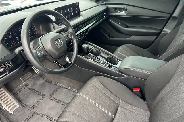 Used 2024 Honda Accord Sport image 11