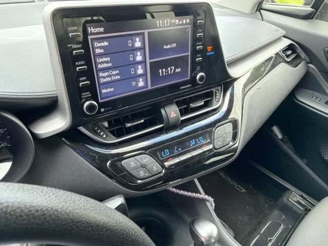 Used 2021 Toyota C-HR LE FWD image 19