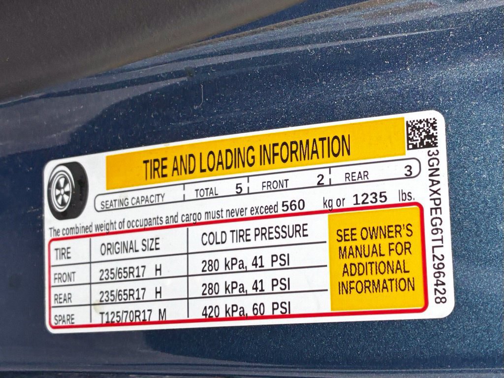Used 2026 Chevrolet Equinox LT AWD/4WD image 38