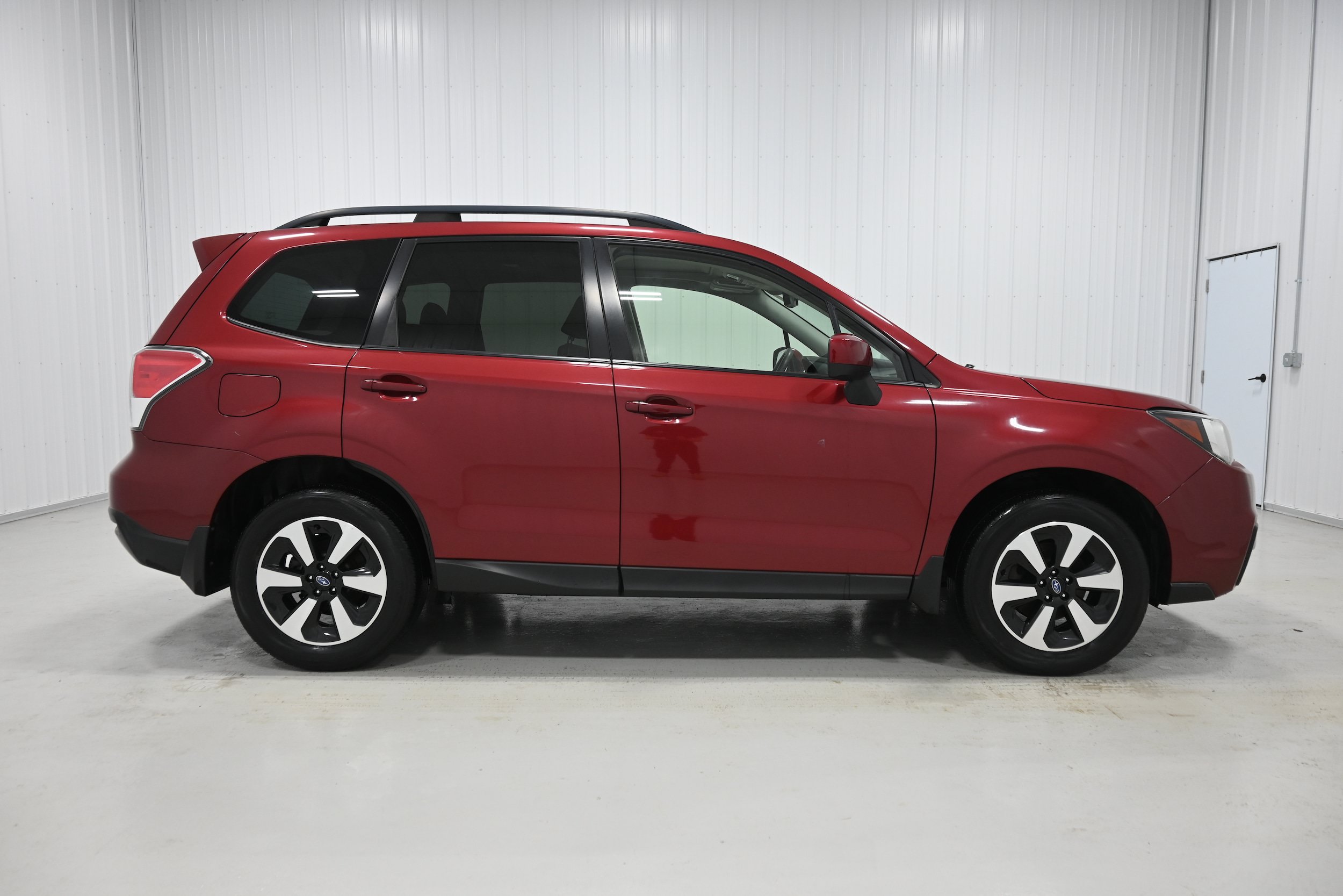 Used 2018 Subaru Forester 2.5i Premium AWD/4WD image 32
