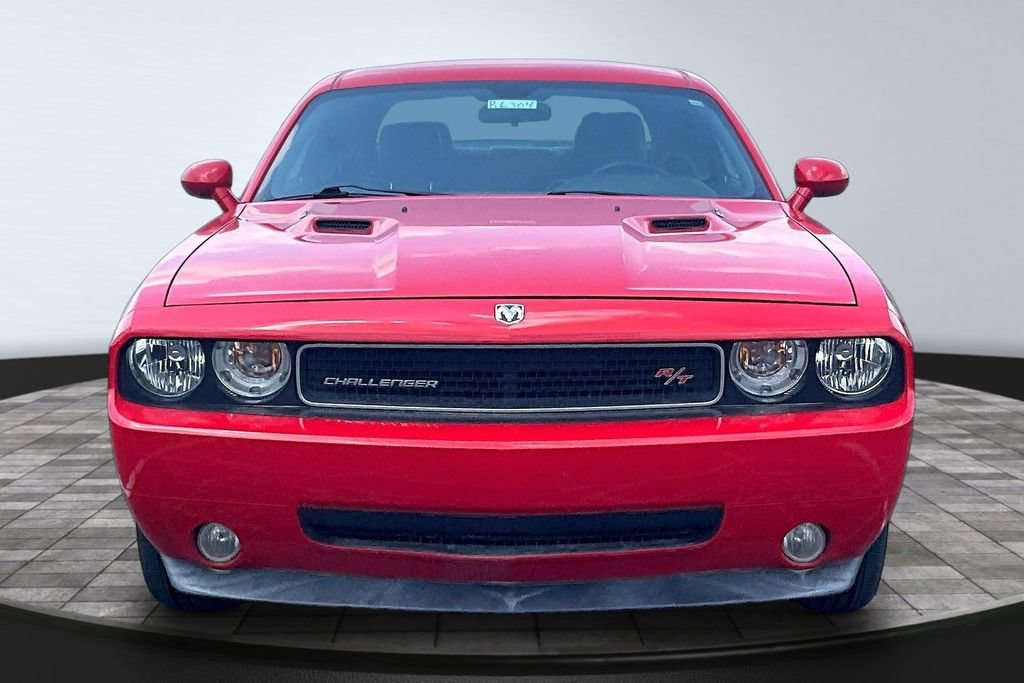Used 2010 Dodge Challenger R/T RWD image 3