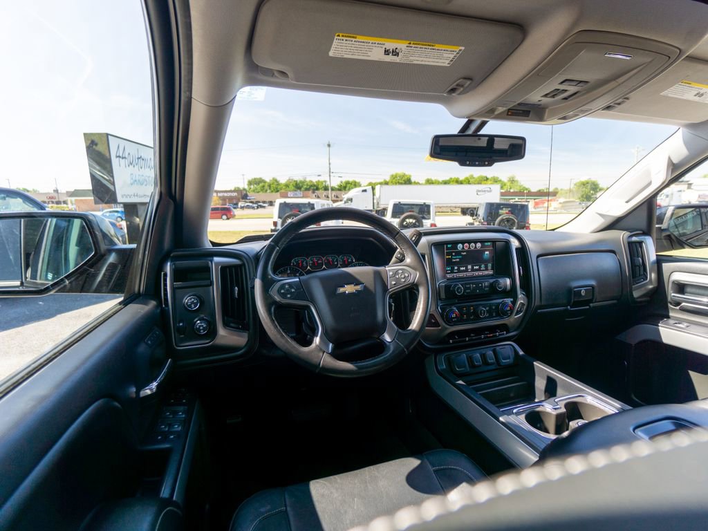 Used 2016 Chevrolet Silverado 1500 LTZ Z71 w/ Midnight Edition image 15