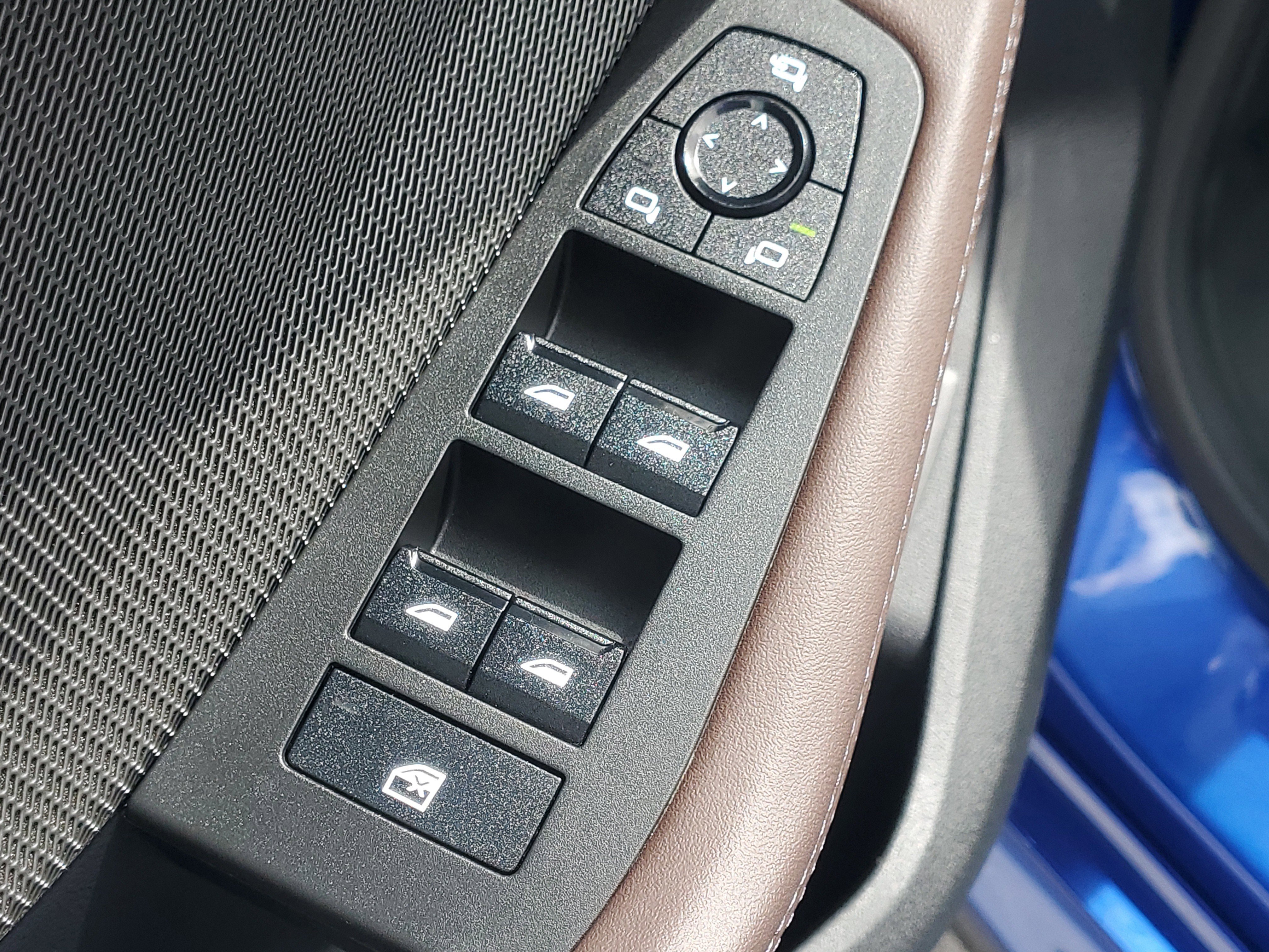 Used 2025 BMW 228i xDrive AWD/4WD image 23