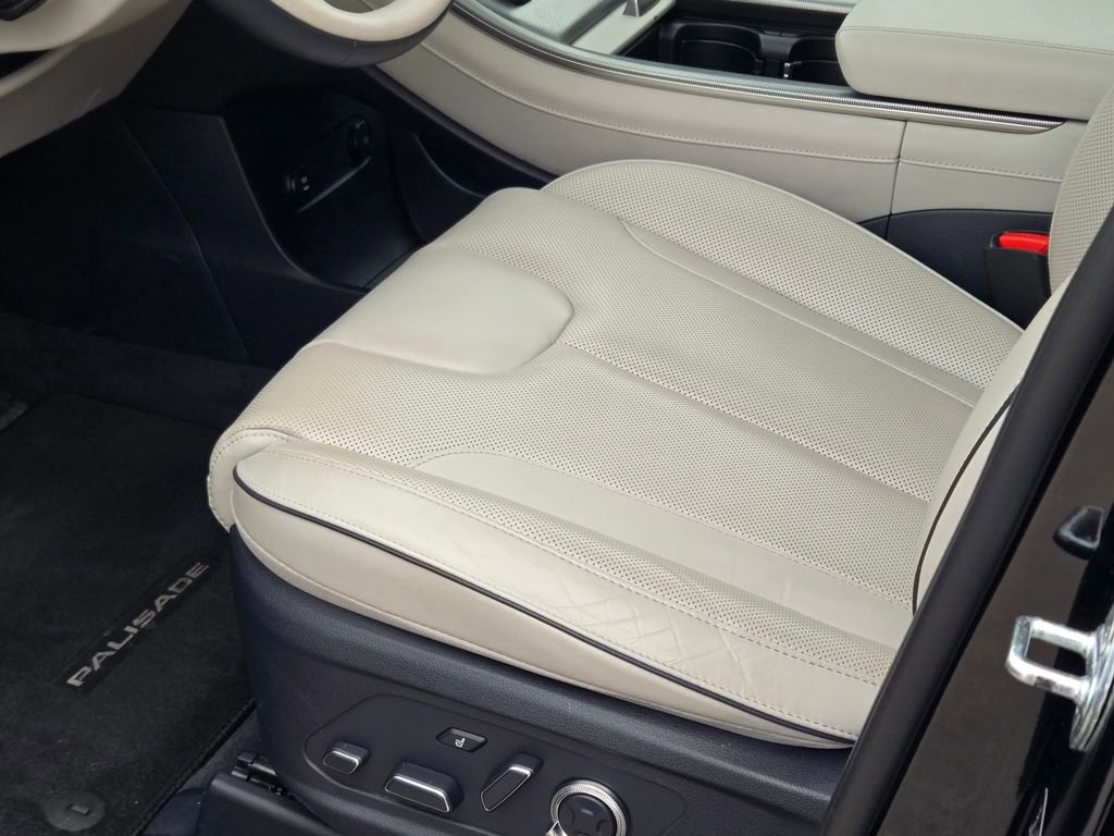 Certified 2023 Hyundai Palisade Calligraphy image 33