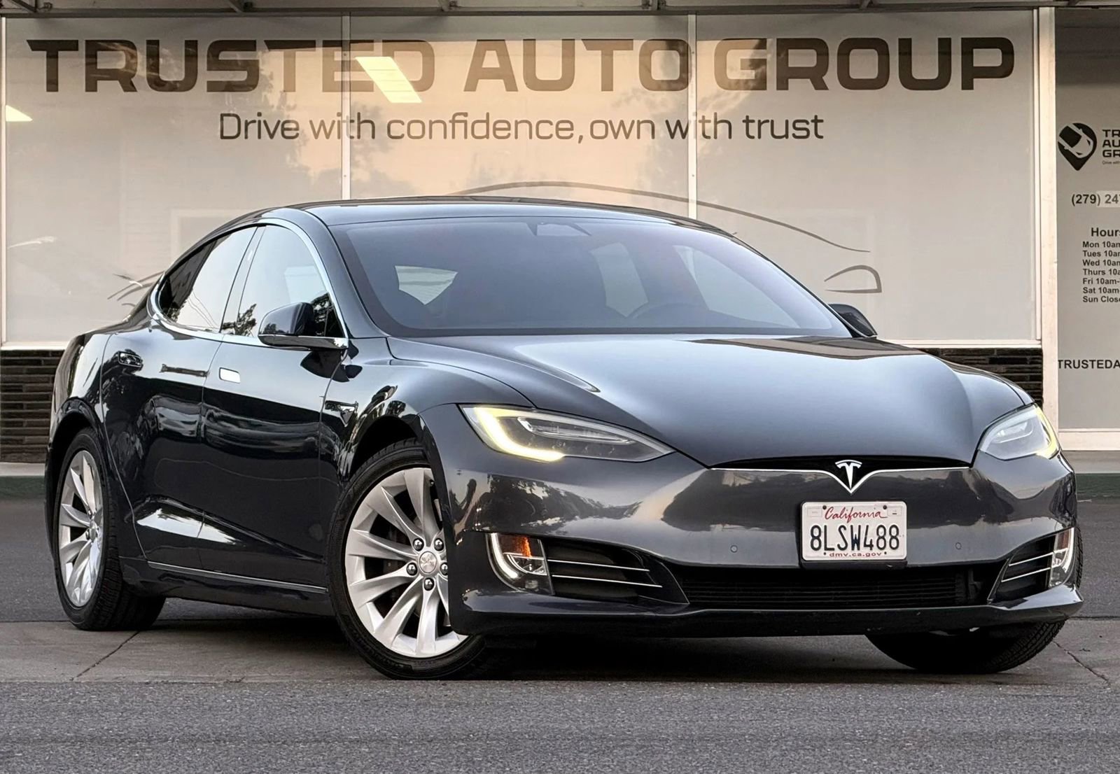 Used 2019 Tesla Model S Long Range AWD/4WD image 2