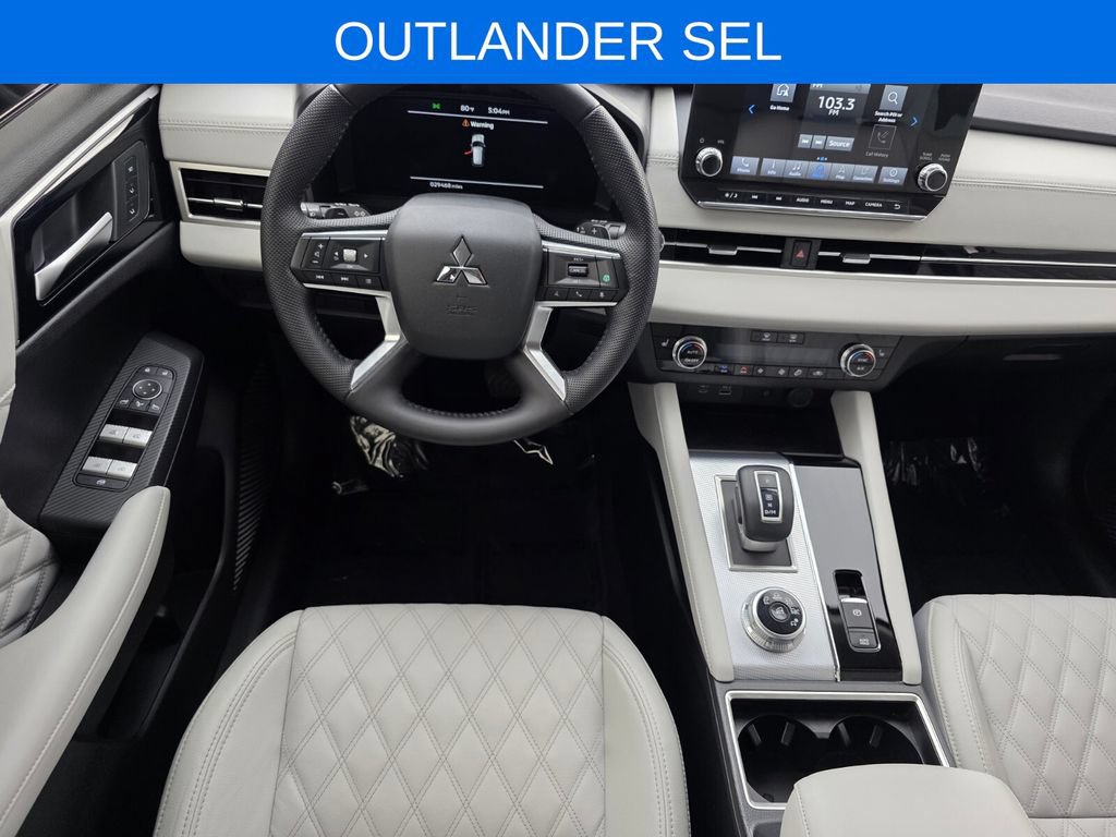 Used 2023 Mitsubishi Outlander SEL FWD image 12