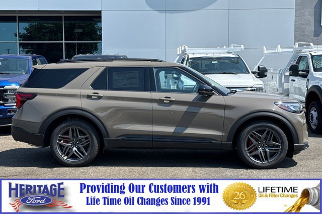 New 2026 Ford Explorer ST w/ Sun And Sound Package AWD/4WD image 3