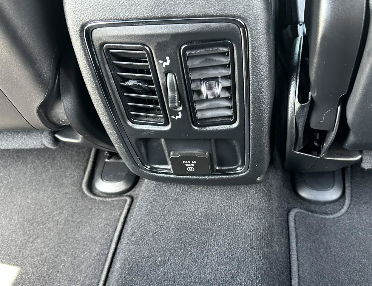 Used 2021 Jeep Grand Cherokee Laredo X AWD/4WD image 48