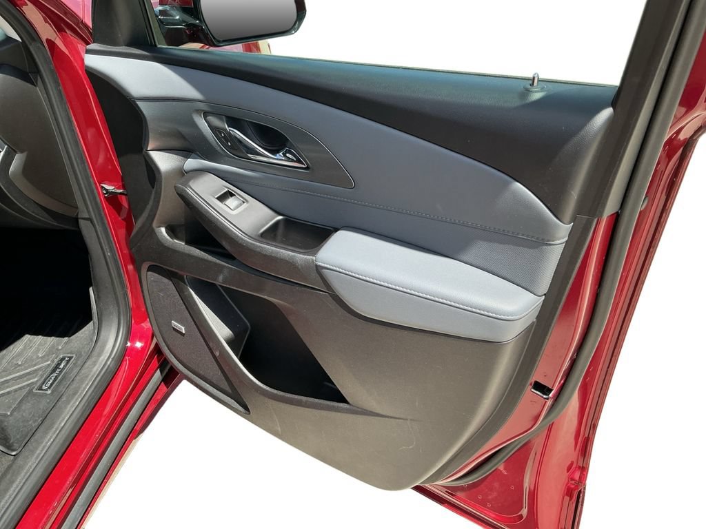 Used 2019 Chevrolet Traverse Premier w/ Driver Confidence II Package FWD image 24