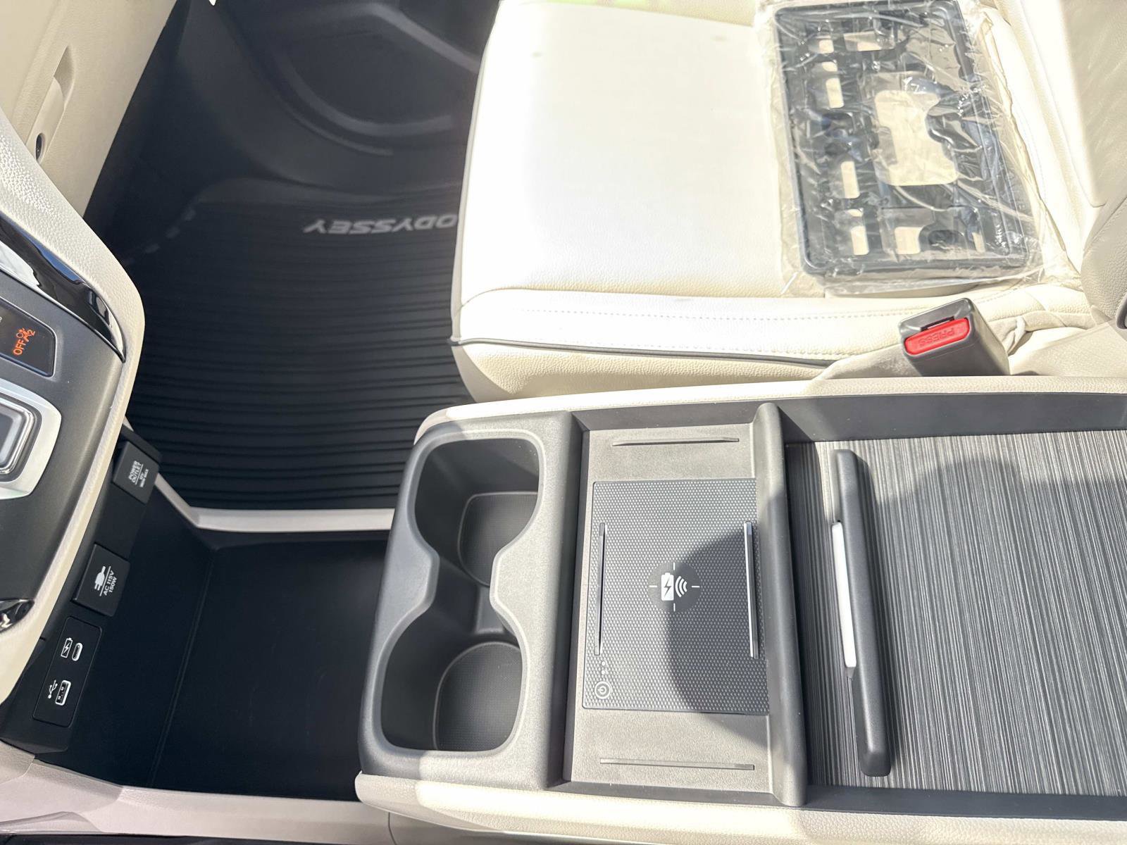 New 2026 Honda Odyssey Touring image 30