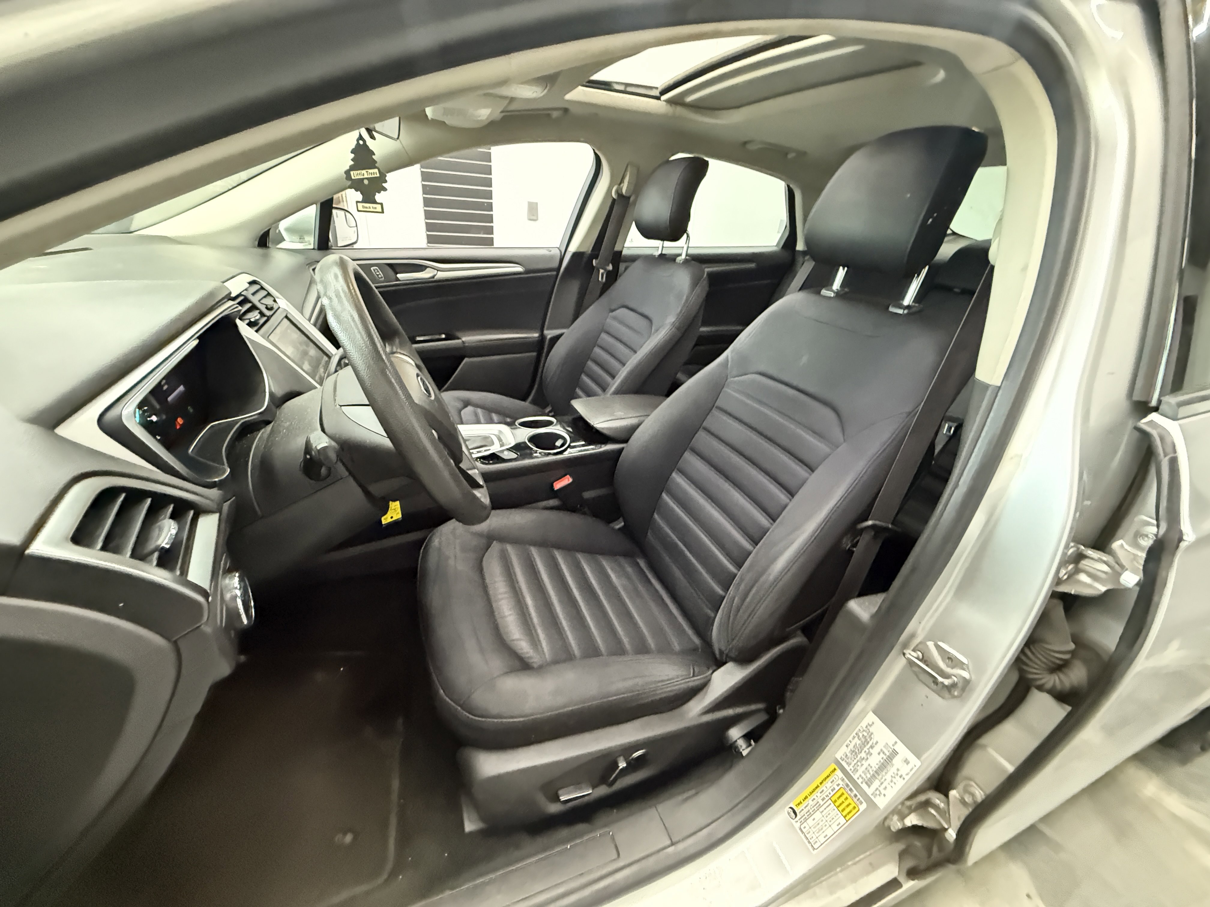 Used 2013 Ford Fusion SE image 10