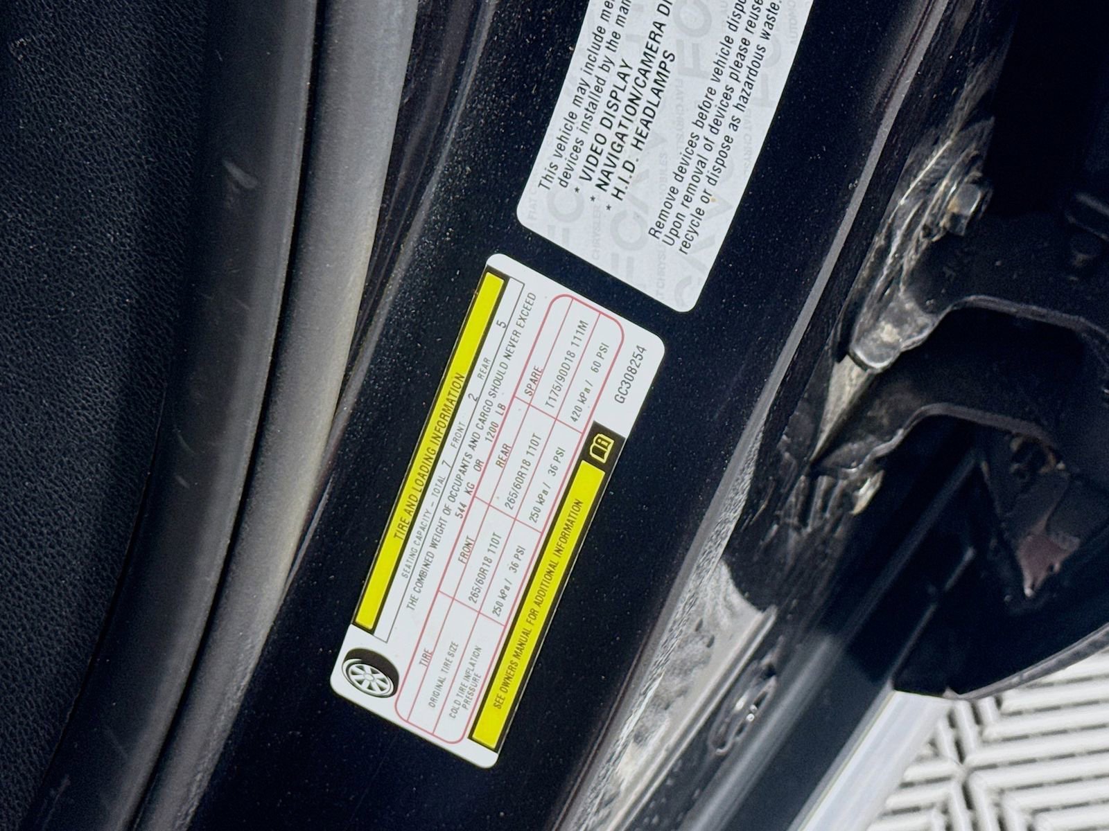 Used 2016 Dodge Durango Limited w/ Nav & Power Liftgate Group RWD image 31