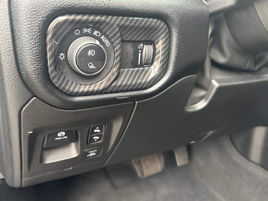 Used 2022 RAM 1500 Big Horn AWD/4WD image 24