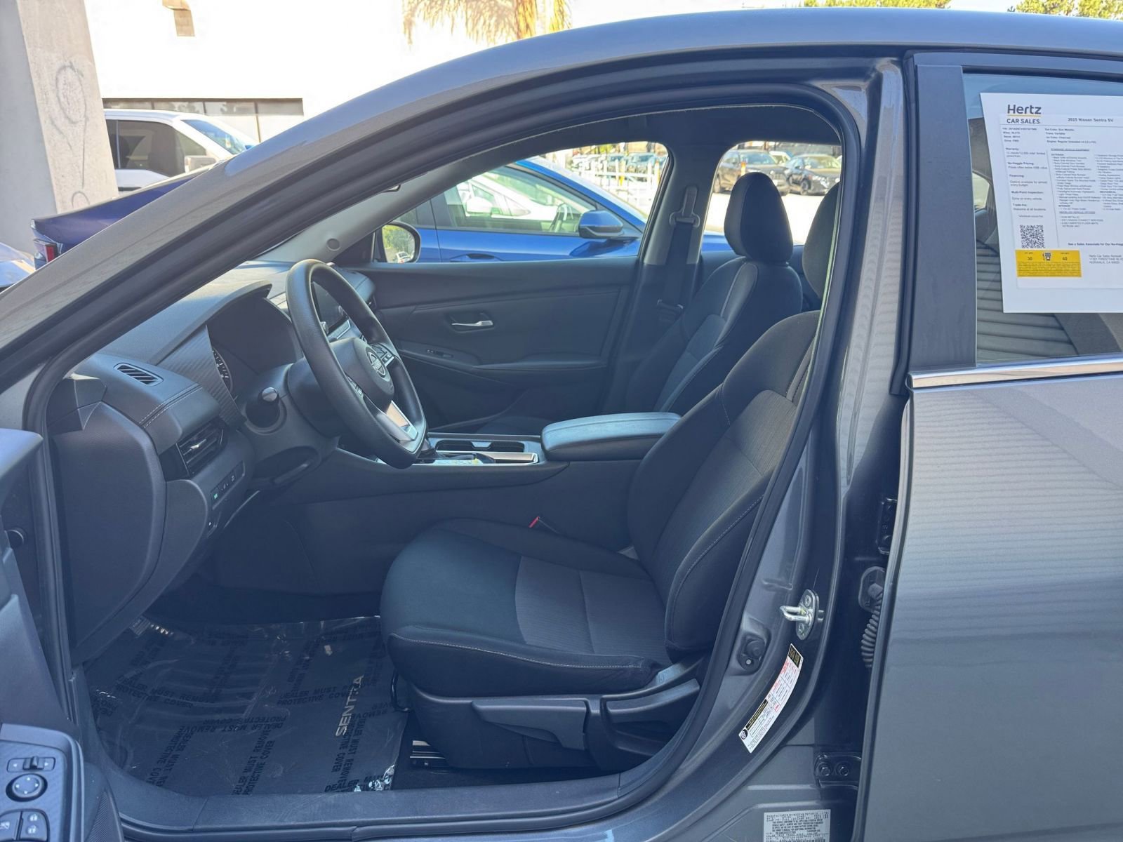 Used 2025 Nissan Sentra SV FWD image 25