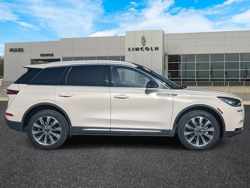 Certified 2021 Lincoln Corsair Reserve w/ Elements Package image 3