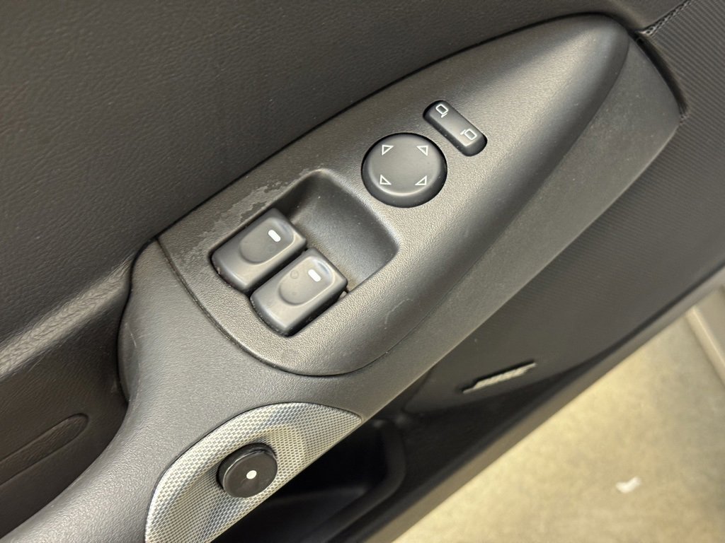 Used 2005 Chevrolet Corvette Base w/ Preferred Equipment Group image 10