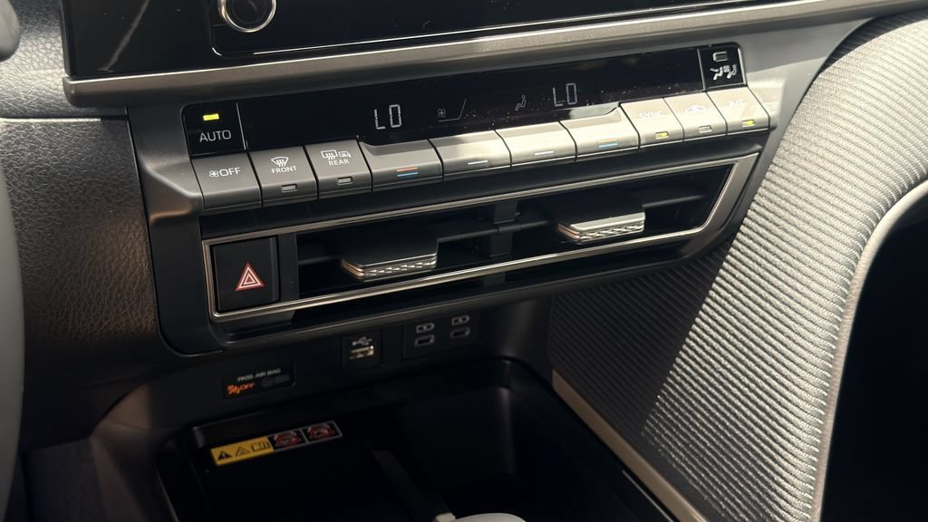 Certified 2026 Toyota Camry SE FWD image 17