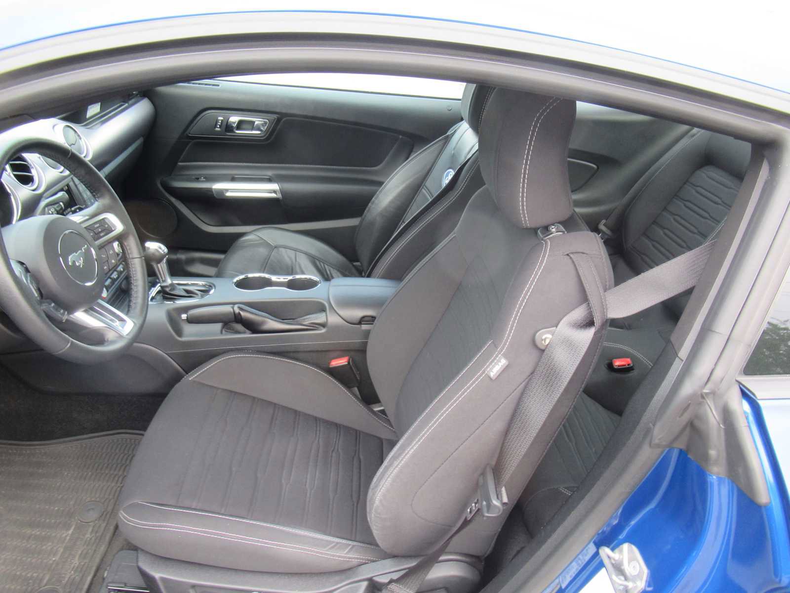 Used 2017 Ford Mustang EcoBoost image 13