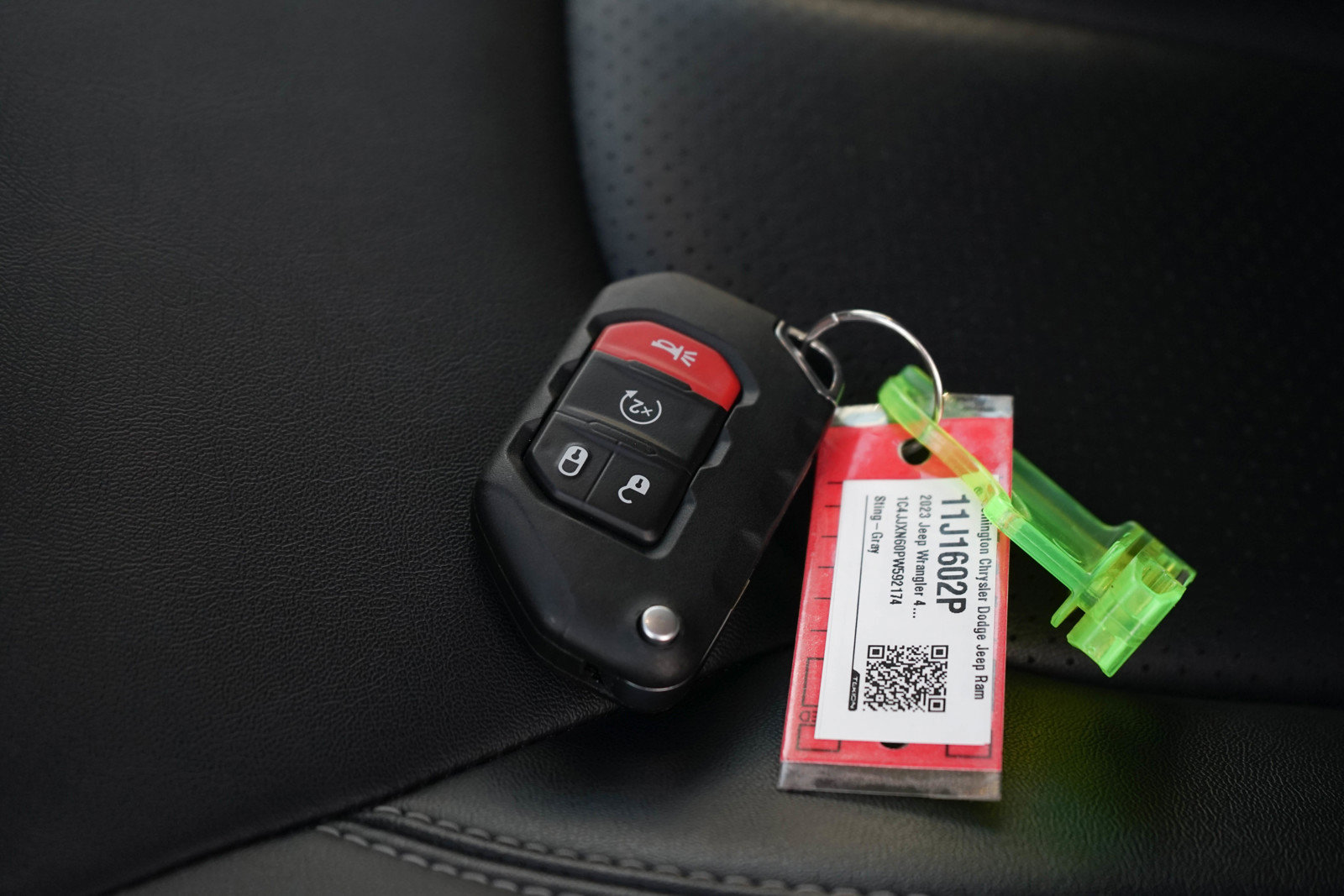 Used 2023 Jeep Wrangler Unlimited w/ Cold Weather Group image 27