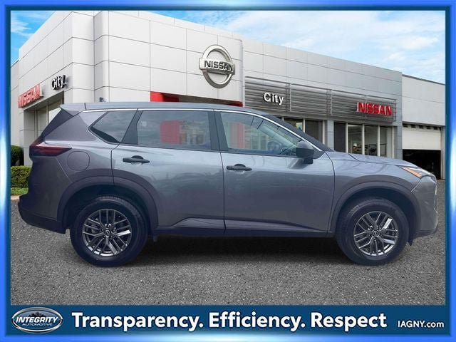 Certified 2025 Nissan Rogue S AWD/4WD image 5
