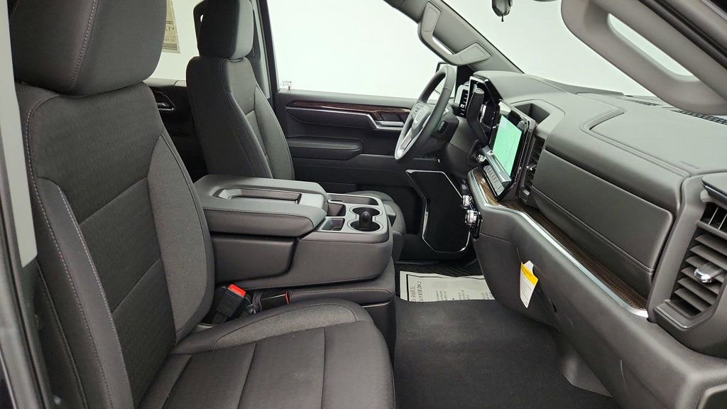 Used 2025 GMC Sierra 1500 Elevation image 22