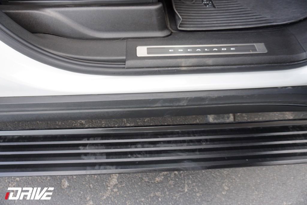 Used 2023 Cadillac Escalade ESV Sport Platinum w/ LPO, Floor Liner Package image 46