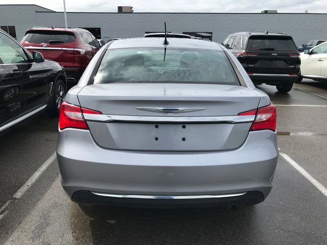 Used 2013 Chrysler 200 LX image 11