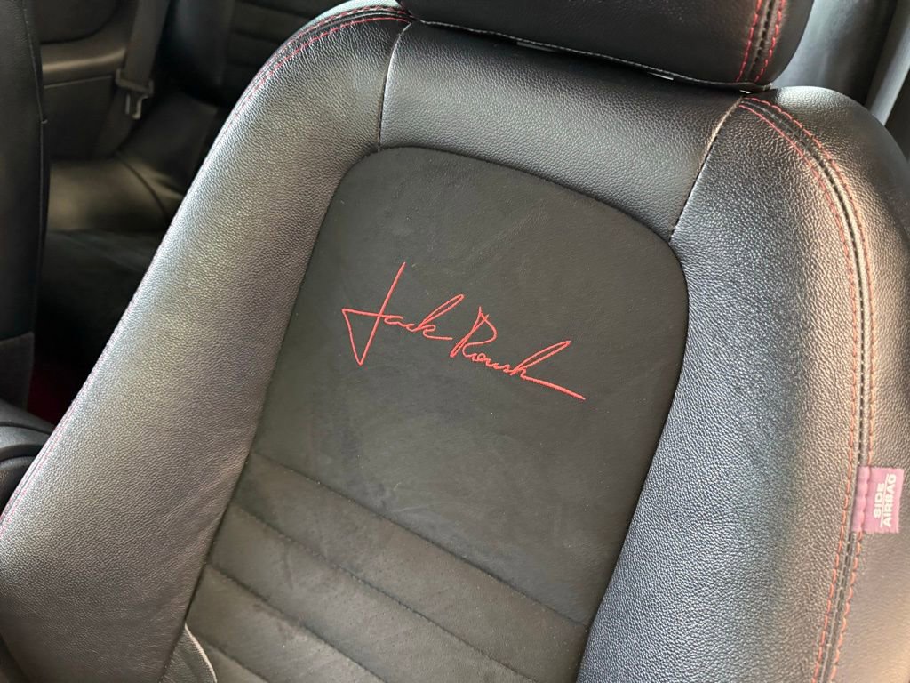 Used 2010 Ford Mustang GT Premium image 7