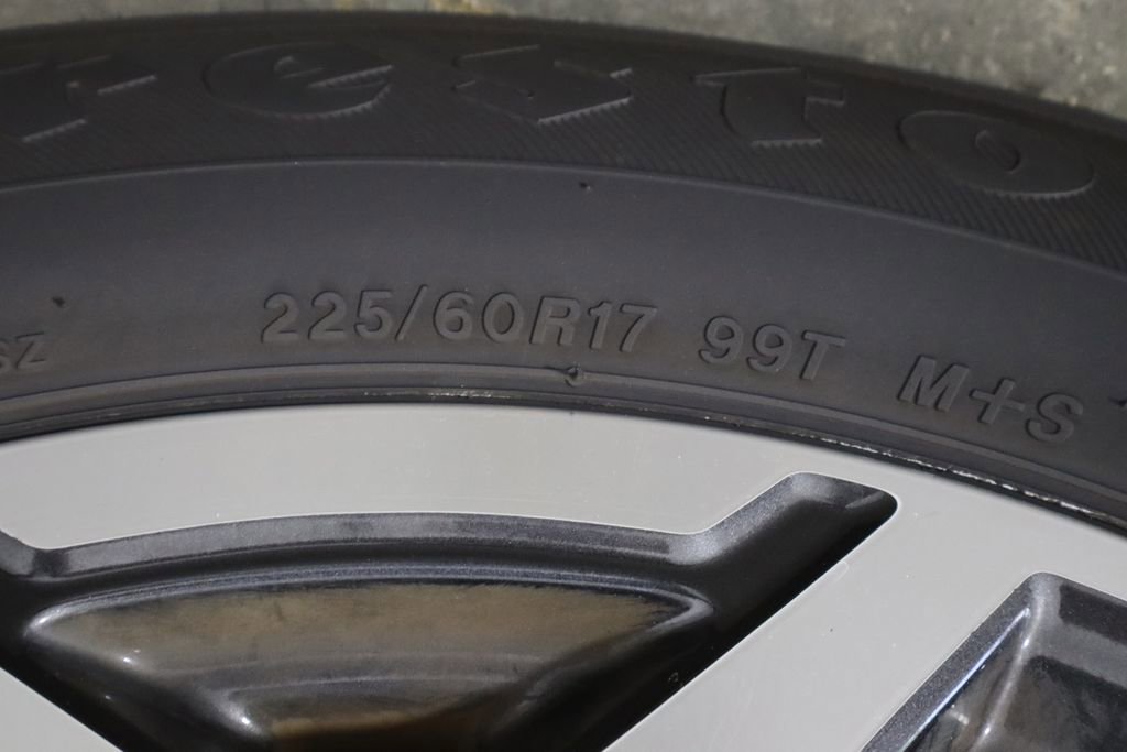 Used 2023 Subaru Forester Premium image 42