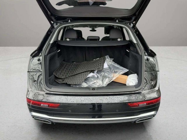 Certified 2023 Audi Q5 2.0T Premium w/ Convenience Package AWD/4WD image 31