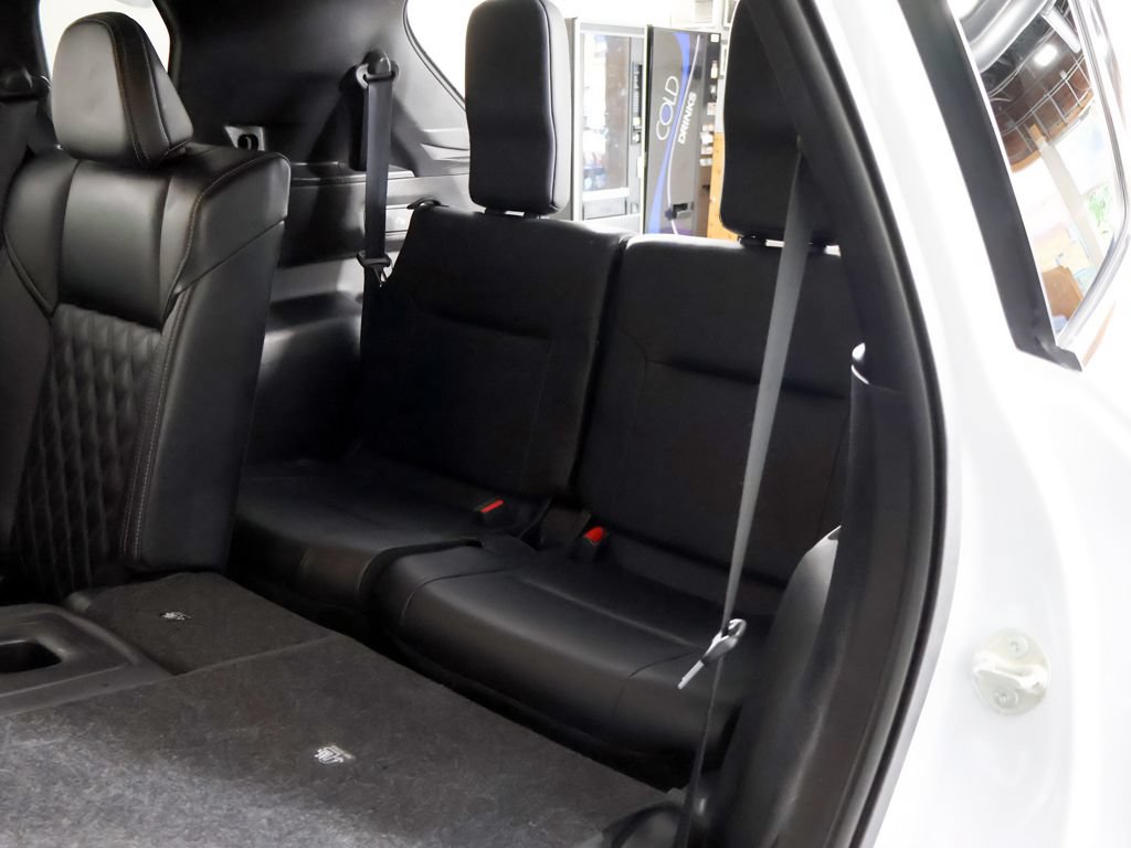 Used 2022 Mitsubishi Outlander SEL AWD/4WD image 36